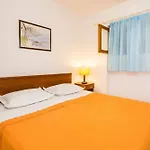 Apartments Poklepovic
